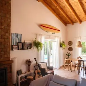 Guest house Endless Summer Surf House, Aljezur